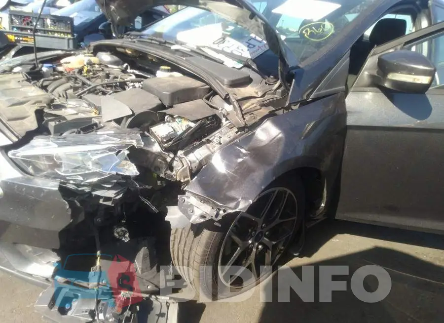 1FADP3H29JL217427 Photo# 6