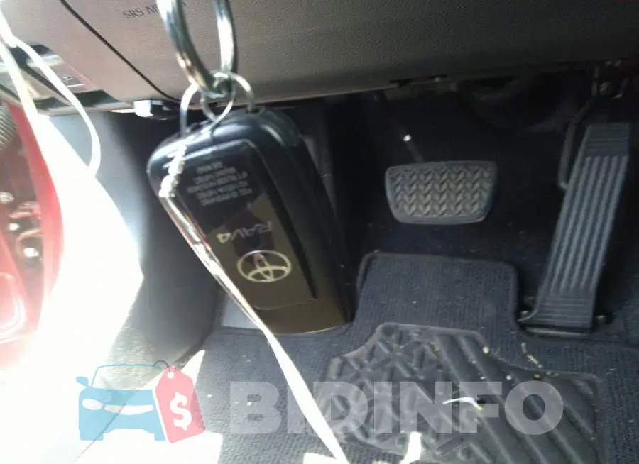 JTMW1RFV6KD025933 Photo# 11