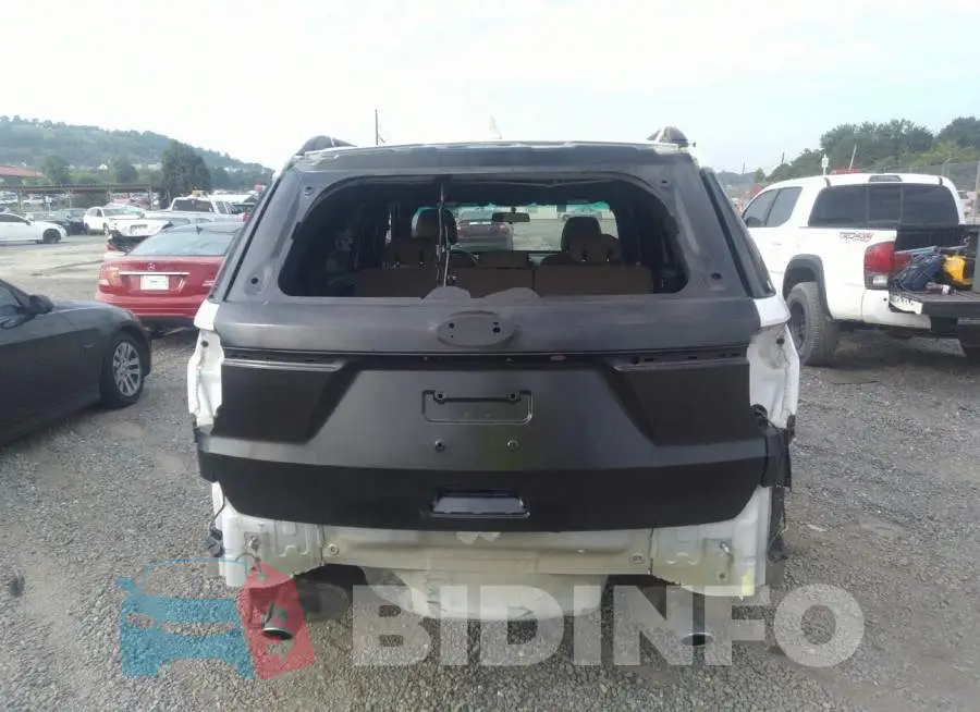 1FM5K8B83HGB33271 Photo# 6