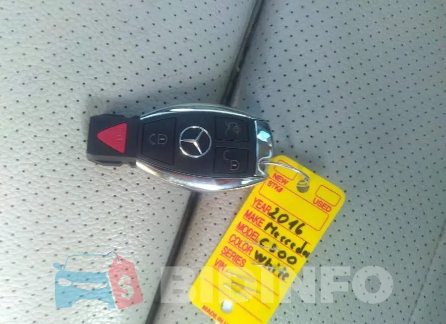 55SWF4JBXGU171266 Photo# 11
