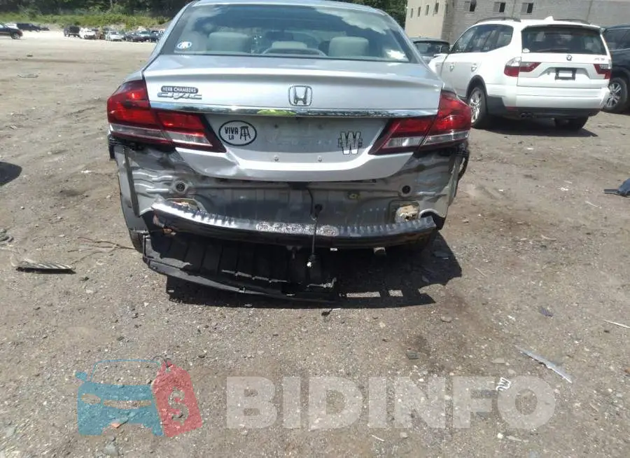 2HGFB2F81FH506522 Photo# 6