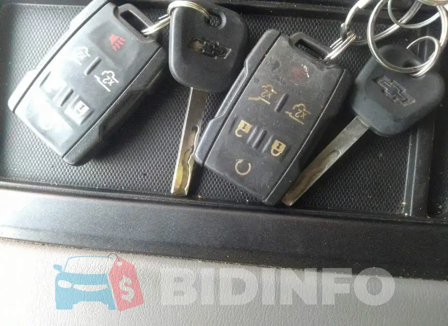 1GNSCHKC1GR387161 Photo# 11