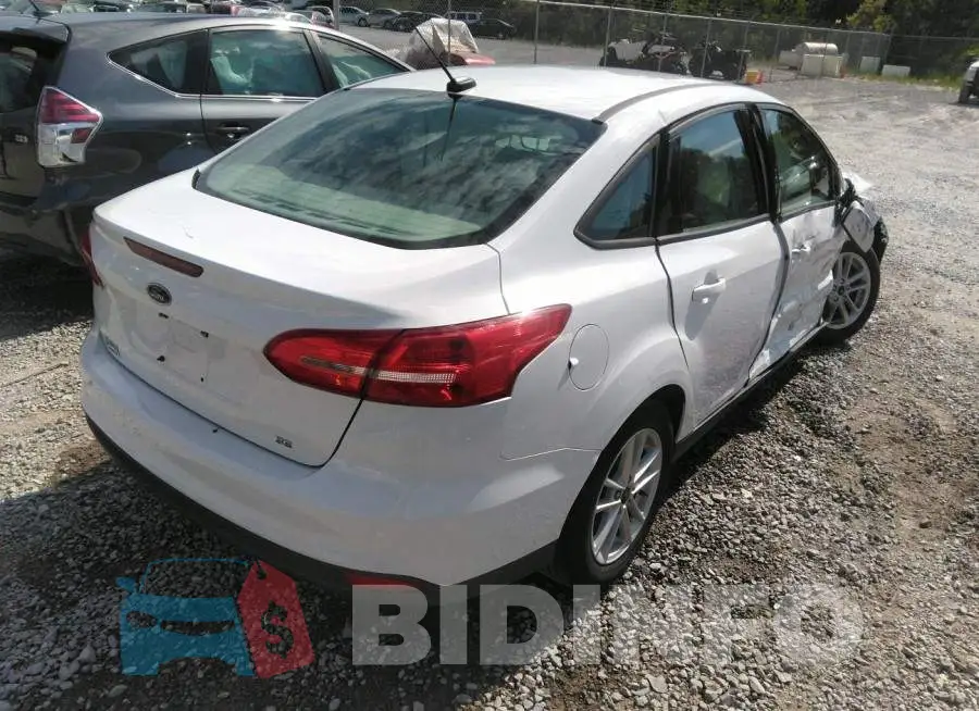 1FADP3F21JL206506 Photo# 4