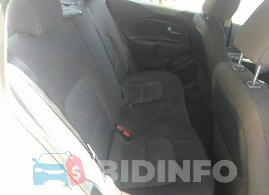 KNADM4A31F6527716 Photo# 8