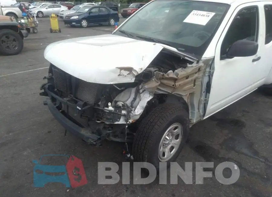 1N6BD0CT9JN735144 Photo# 6