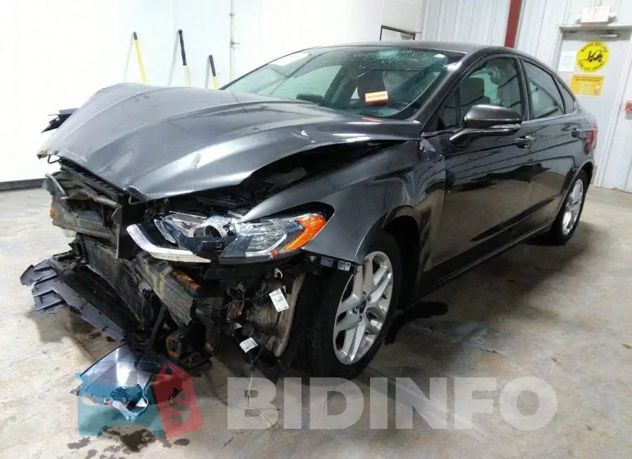 3FA6P0HDXGR402220 Photo# 2