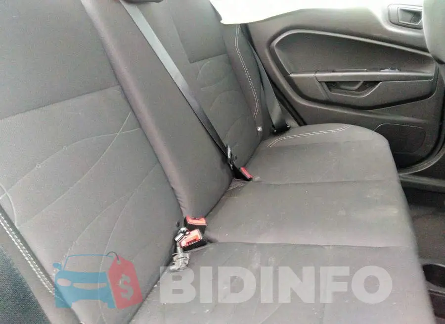 3FADP4BJ7JM146233 Photo# 8