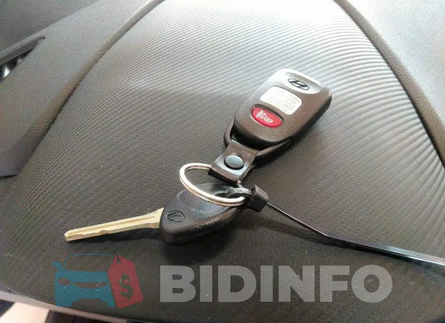 5NPD84LF4LH585576 Photo# 11