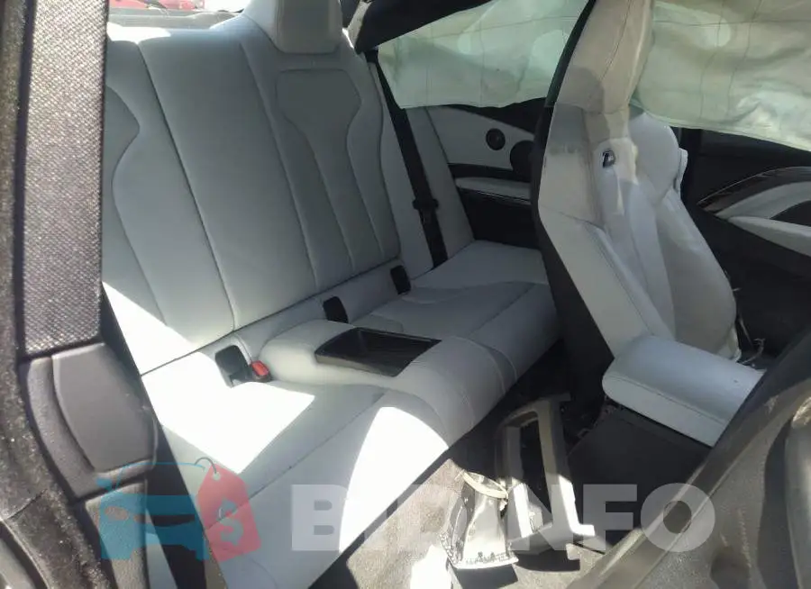 WBS4Y9C56JAG66809 Photo# 8
