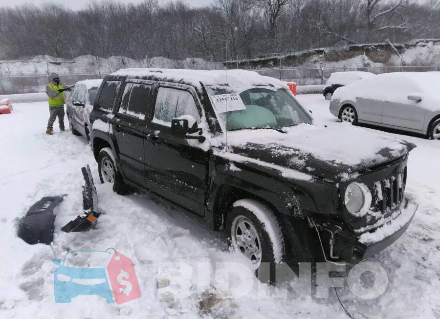 1C4NJPBA7GD710615 Photo# 1
