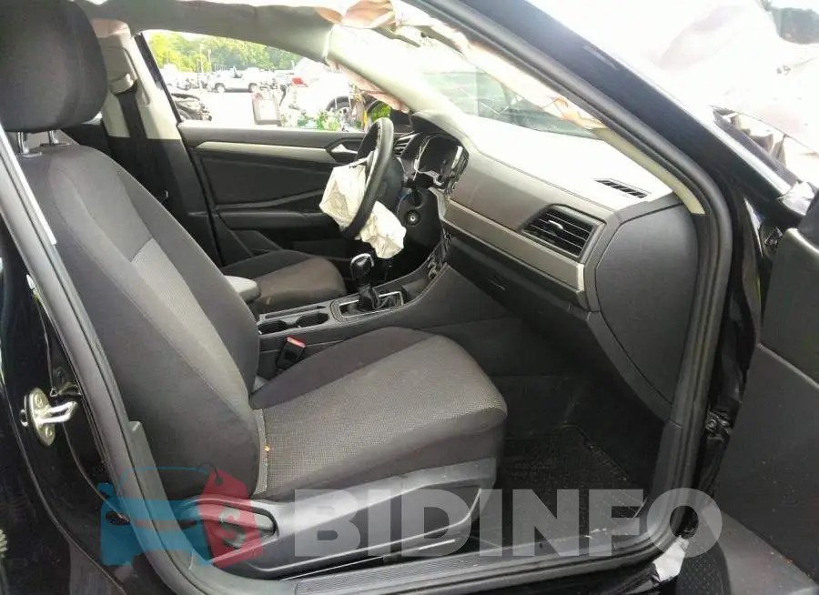3VWC57BU4MM039262 Photo# 5