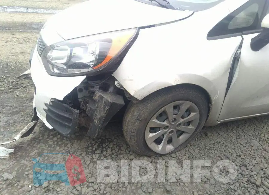 KNADM5A30G6675797 Photo# 6