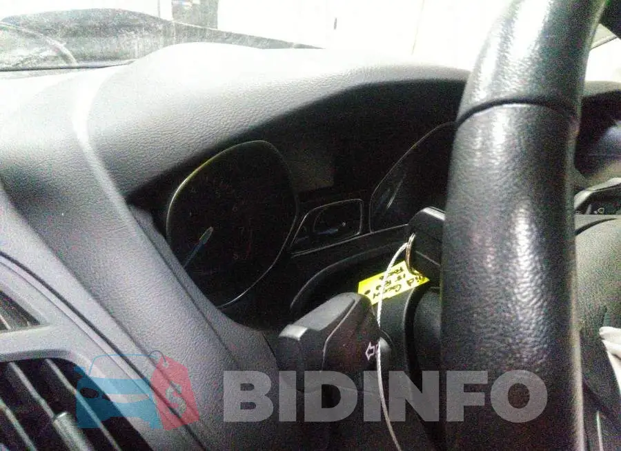 1FADP3F21JL293209 Photo# 7