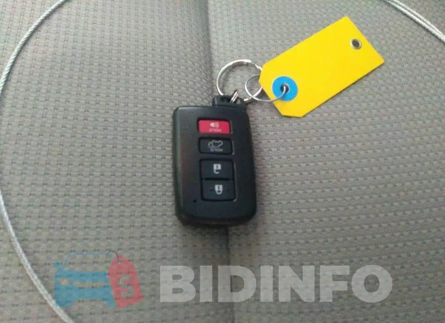 2T3RFREV0JW730759 Photo# 11