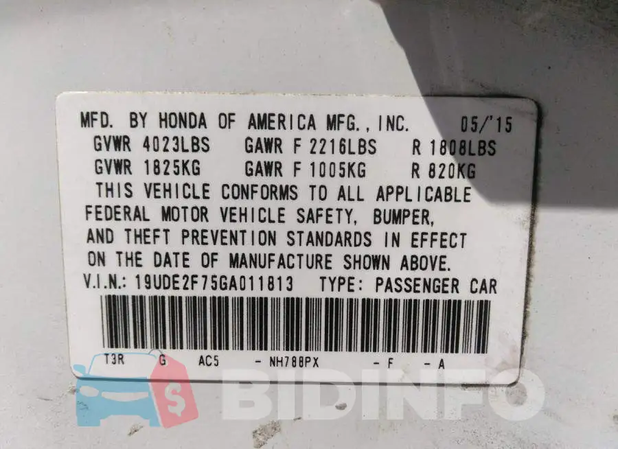 19UDE2F75GA011813 Photo# 9
