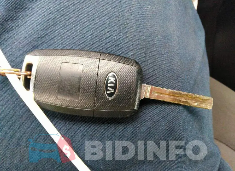 KNDJN2A21G7265075 Photo# 11