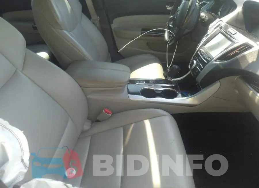 19UUB1F36FA017618 Photo# 5