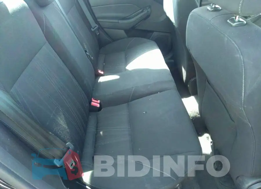 1FADP3H26JL251762 Photo# 8