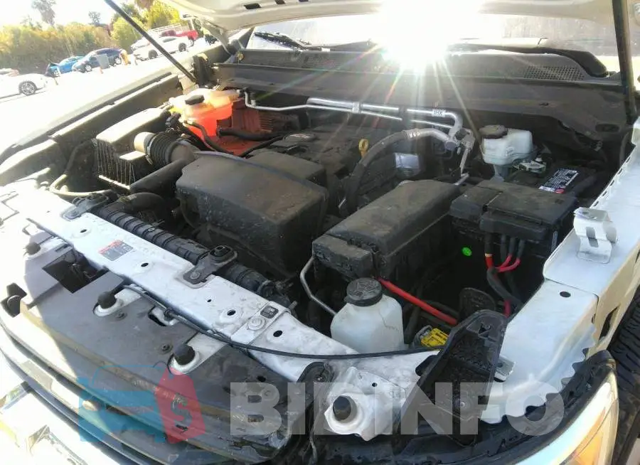 1GCHSBEA3K1350357 Photo# 10