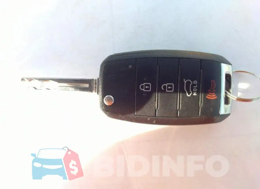KNDJN2A21F7140804 Photo# 11
