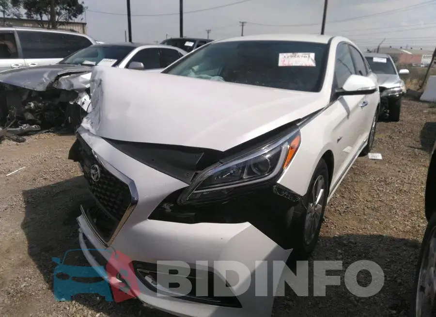KMHE24L17GA035243 Photo# 2