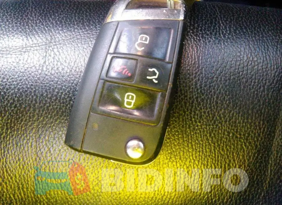 3VW547AU4HM068585 Photo# 11