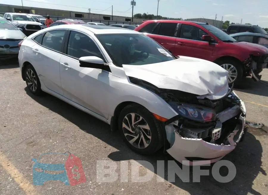 19XFC2F73HE058429 Photo# 1