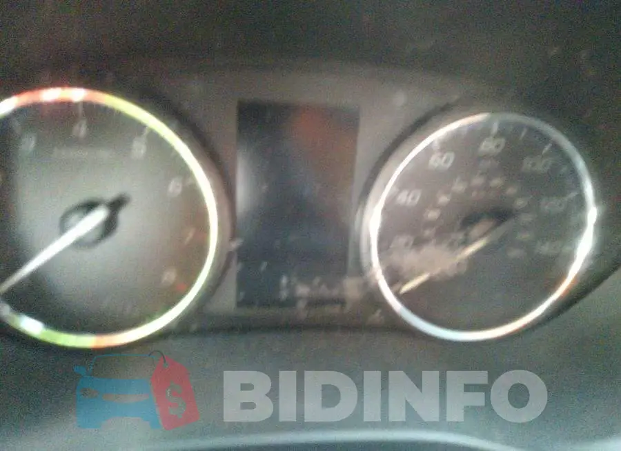 JA4AD3A3XHZ044544 Photo# 7