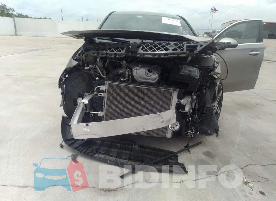 WDD3G4EB5KW035374 Photo# 6