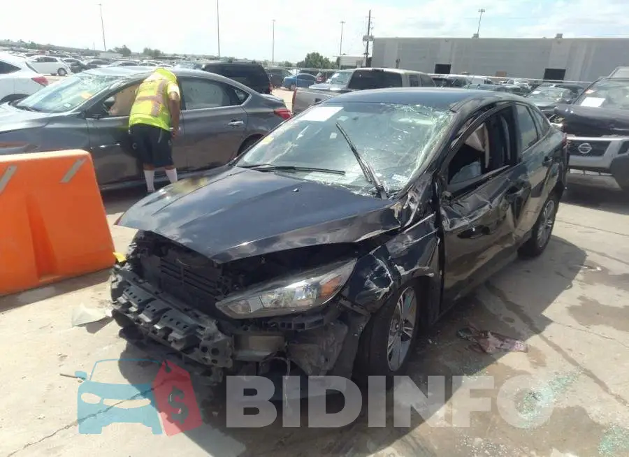 1FADP3FE1JL259104 Photo# 2