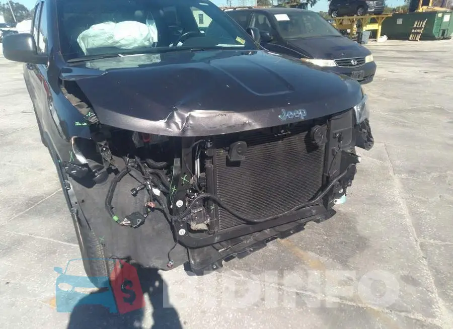1C4RJEAG2LC165824 Photo# 6
