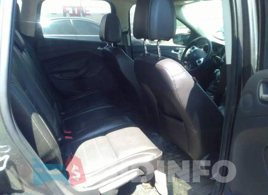 1FMCU0J96GUA28804 Photo# 8