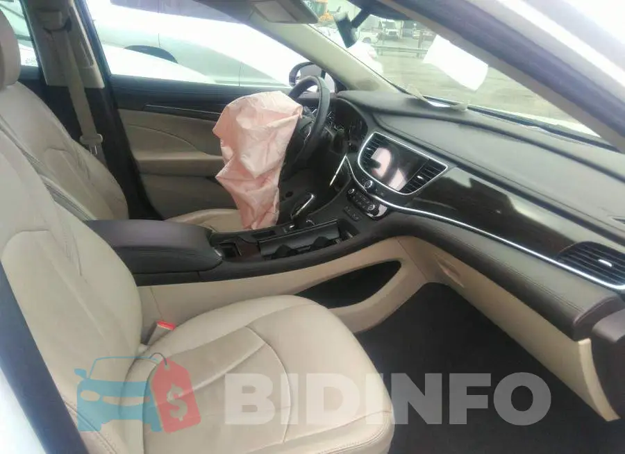 1G4ZR5SS2JU136905 Photo# 5