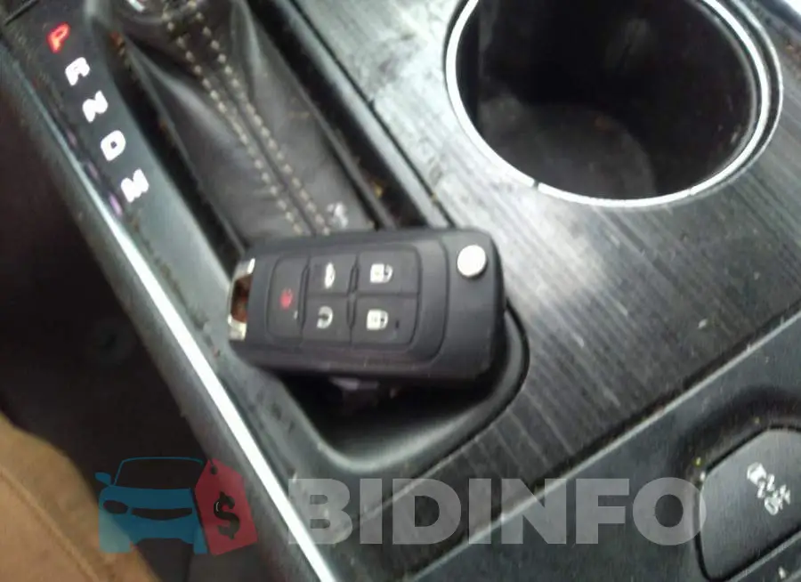 1G11Z5SA2KU133084 Photo# 11