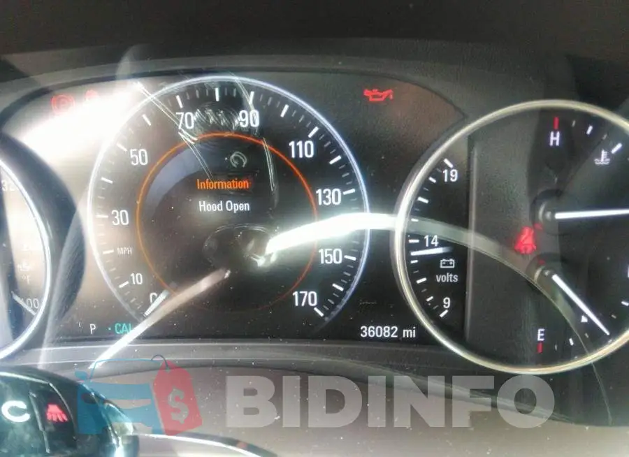 1G4ZR5SS2JU136905 Photo# 7