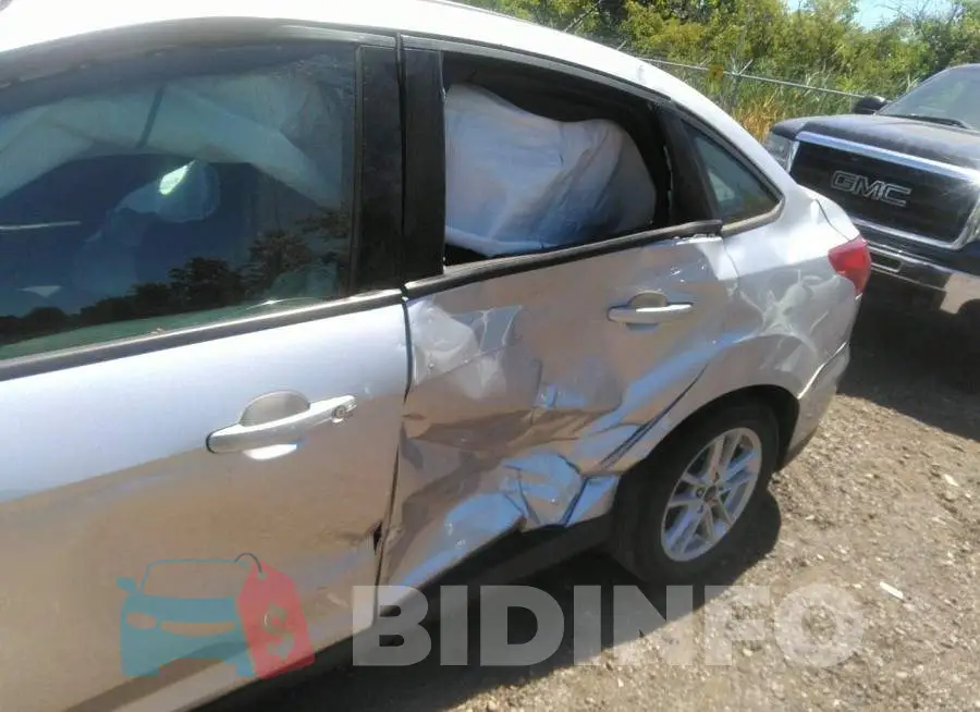 1FADP3F23JL316053 Photo# 6