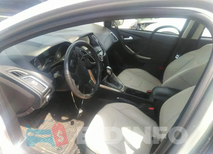 1FADP3N25FL217940 Photo# 5