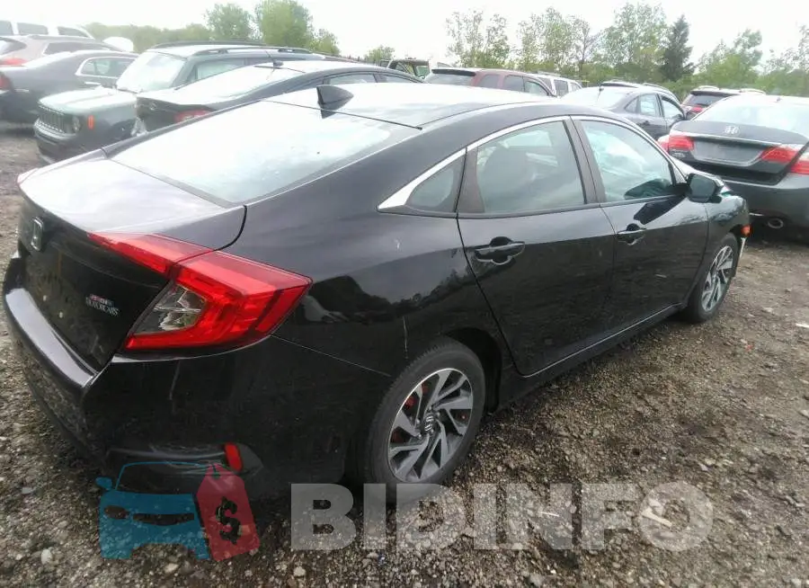 19XFC2F72HE064965 Photo# 4