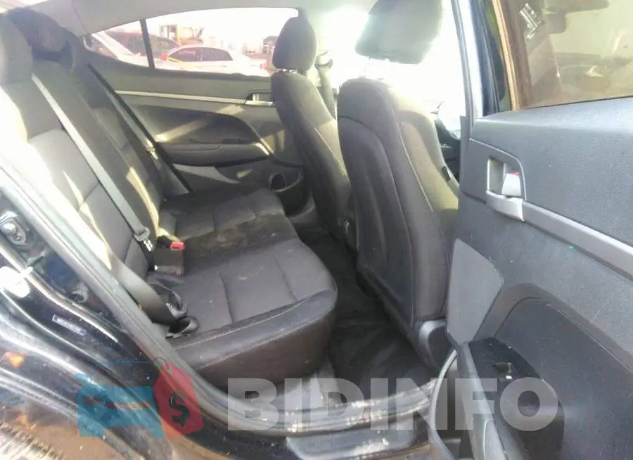 5NPD74LFXJH273102 Photo# 8