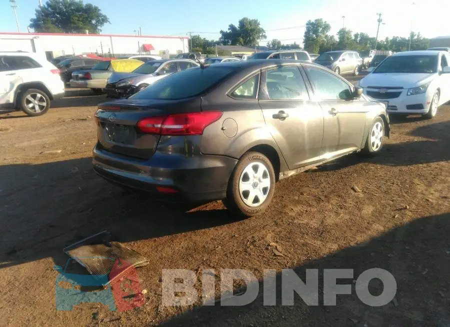 1FADP3E20JL276791 Photo# 4