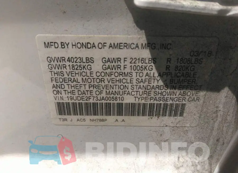 19UDE2F73JA005810 Photo# 9