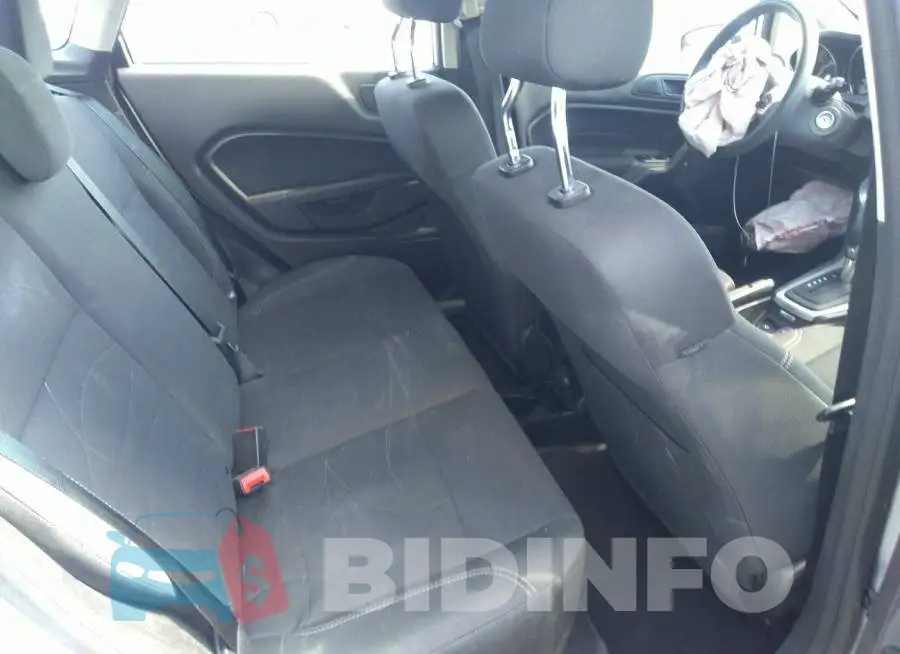 3FADP4BJXJM108768 Photo# 8