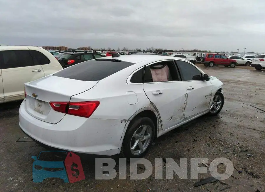 1G1ZB5ST5JF219324 Photo# 4