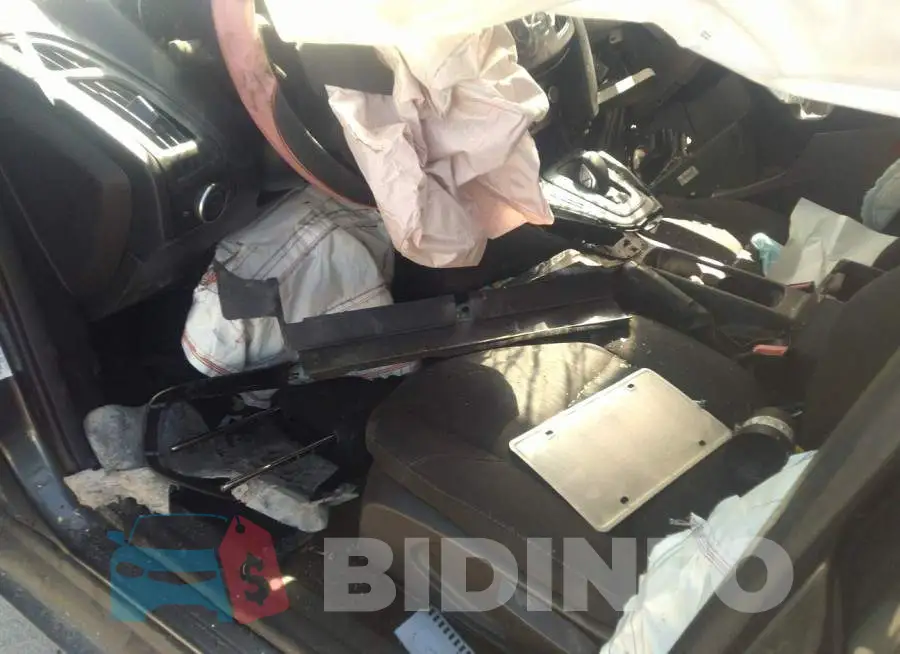 1FADP3F23JL272863 Photo# 5