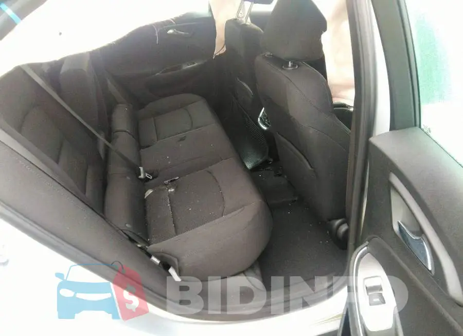 1G1ZD5ST7NF138003 Photo# 8