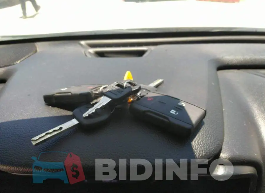 1GCHSCEA9L1152535 Photo# 11