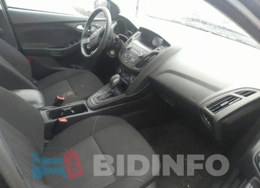 1FADP3FE2JL215516 Photo# 5