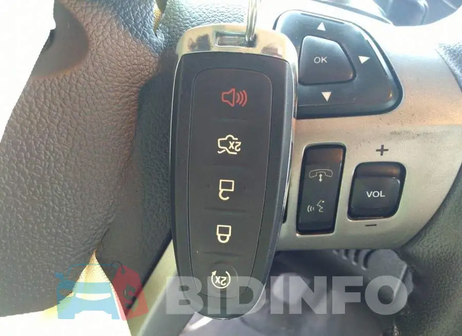 1FAHP2E85GG125916 Photo# 11