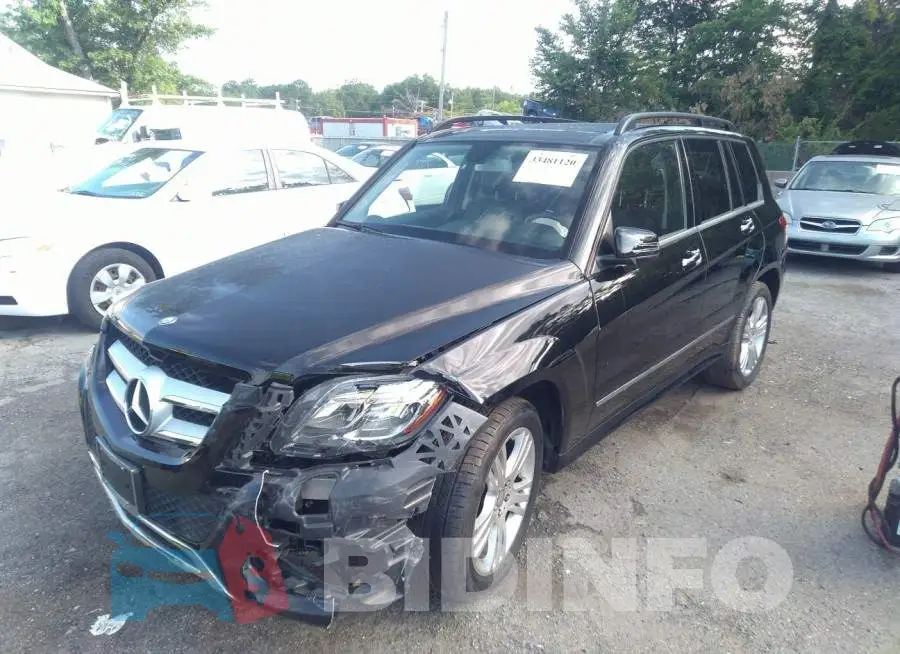 WDCGG8JB1FG376113 Photo# 2
