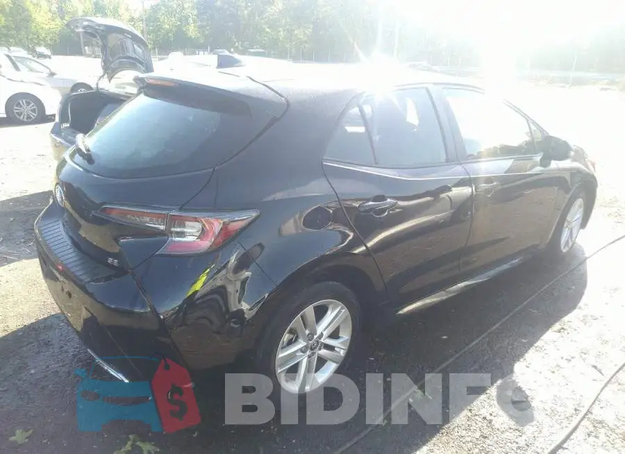 JTND4RBE2L3081438 Photo# 4